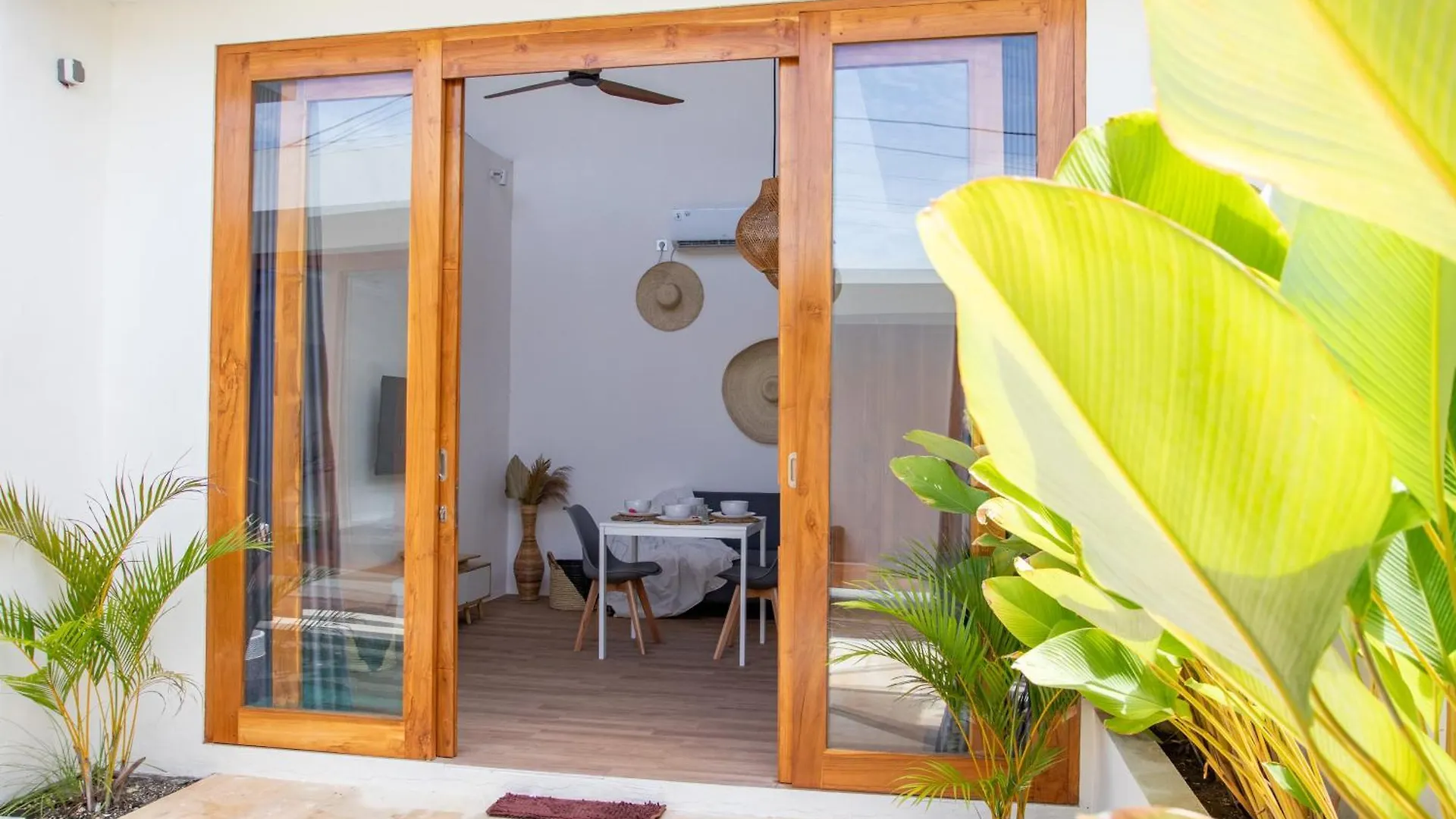 Brand New Villa In Seminyak - 2Bdr - Ps5 0*, Seminyak (Bali)