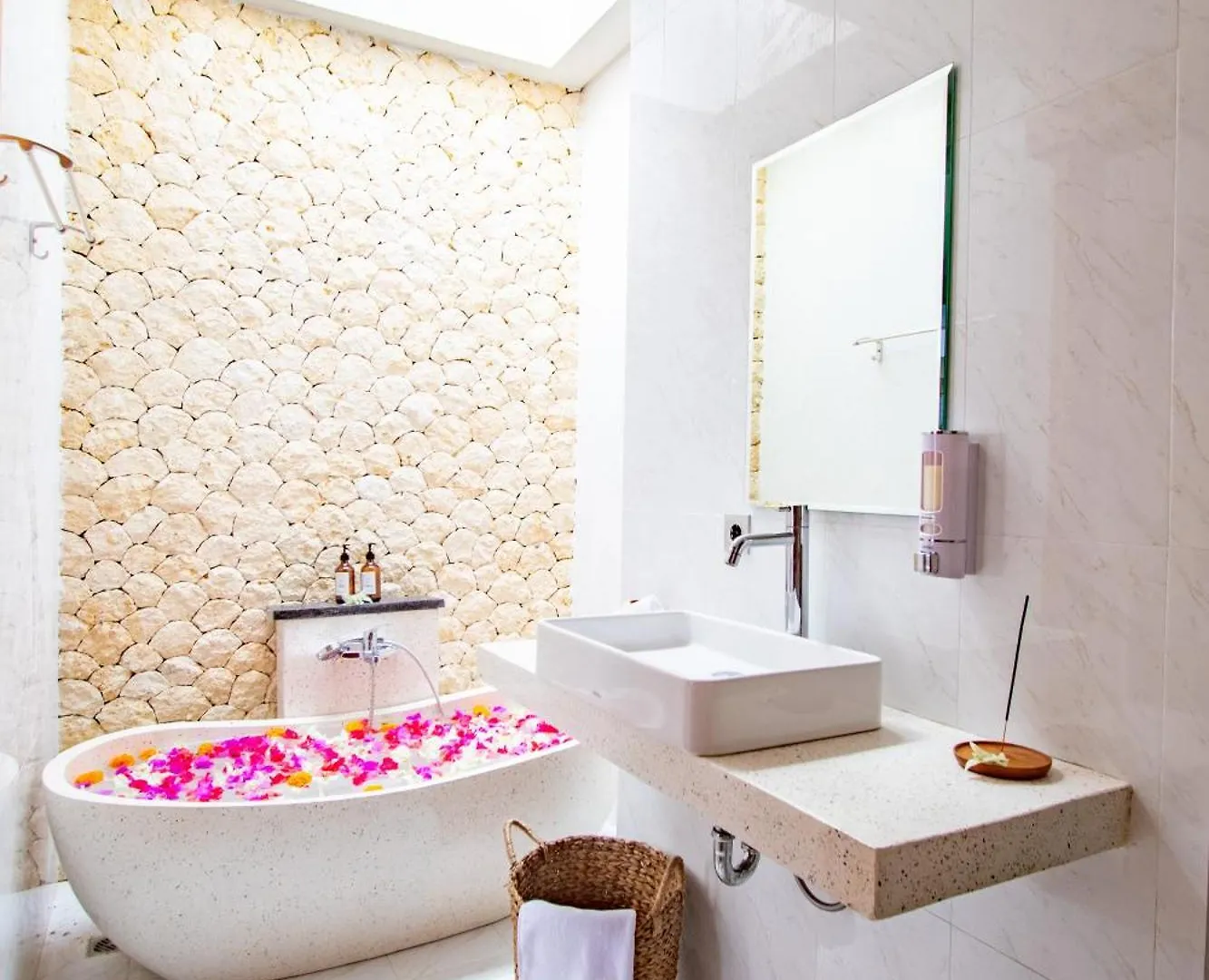 Brand New Villa In Seminyak - 2Bdr - Ps5